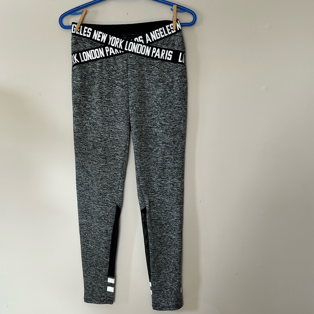 SHEIN leggings black/grey stretchy polyester in very good condition size small